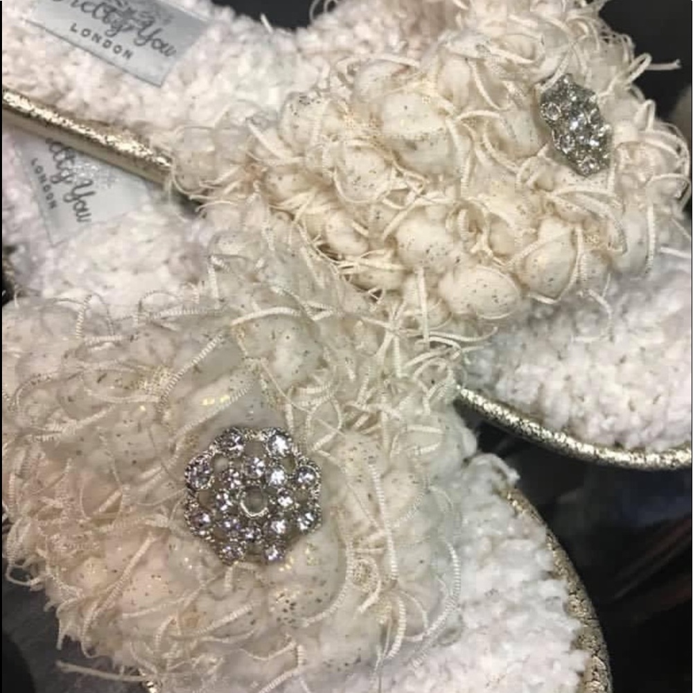 Pretty You slippers NWT
